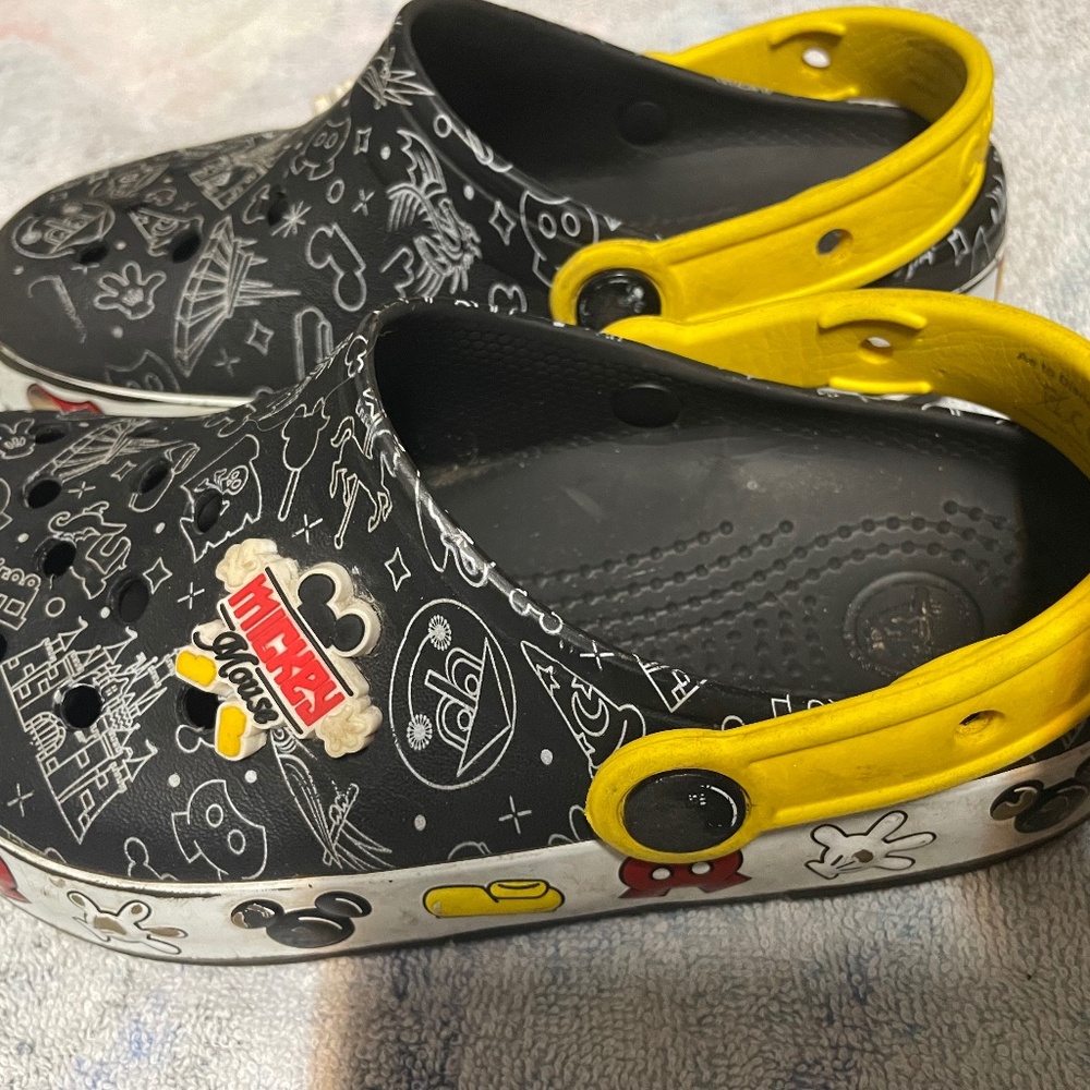 Disney kids crocs size 1